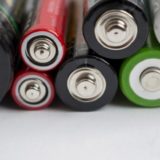 ZitA（ジータ）で使用する電池の種類は？どれくらいの期間使用できるの？
